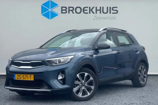 Kia Stonic (2019) thumbnail 1