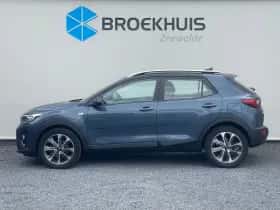 Kia Stonic (2019) thumbnail 2