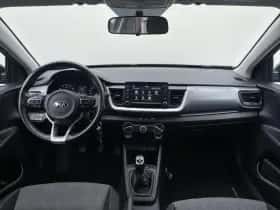 Kia Stonic (2019) thumbnail 11