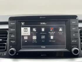 Kia Stonic (2019) thumbnail 19