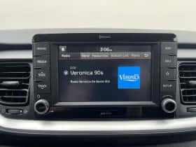 Kia Stonic (2019) thumbnail 20