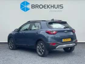Kia Stonic (2019) thumbnail 3