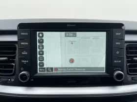Kia Stonic (2019) thumbnail 22