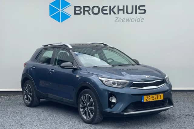 Kia Stonic (2019) thumbnail 6