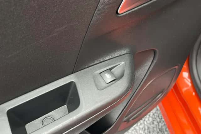 Opel Corsa (2021) thumbnail 30