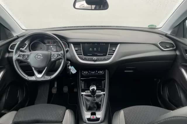 Opel Grandland X (2021) thumbnail 12