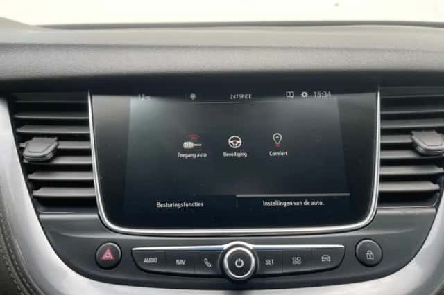 Opel Grandland X (2021) thumbnail 26