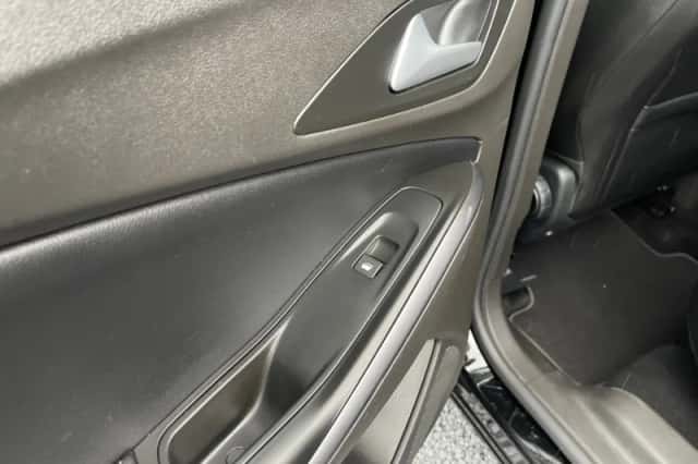 Opel Grandland X (2021) thumbnail 36