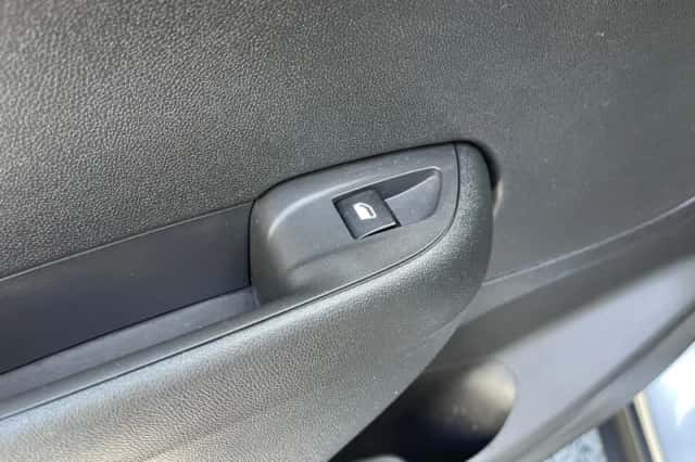 Opel Crossland (2021) thumbnail 30