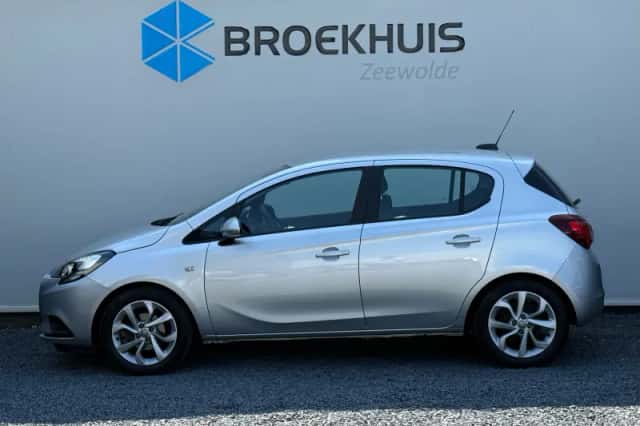 Opel Corsa (2018) thumbnail 2