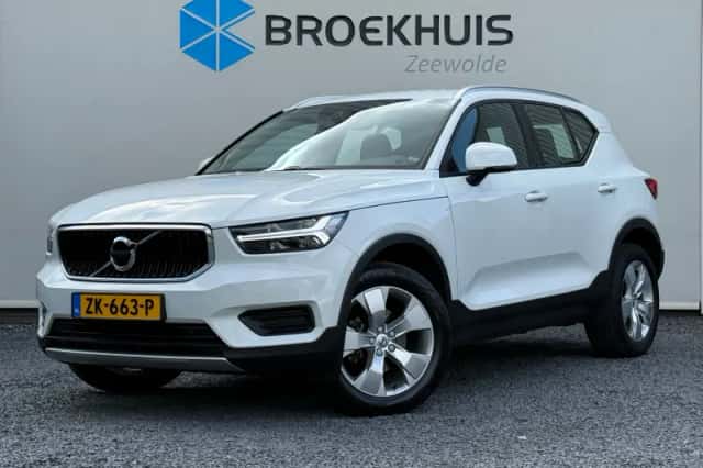 Volvo XC40 (2019) thumbnail 1