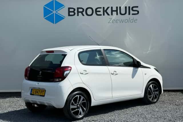 Peugeot 108 (2021) thumbnail 5
