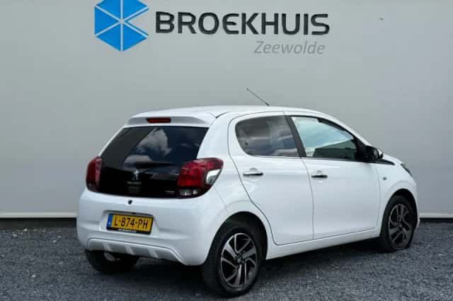 Peugeot 108 (2021) thumbnail 5