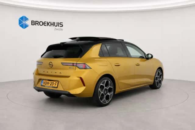 Opel Astra (2025) thumbnail 2