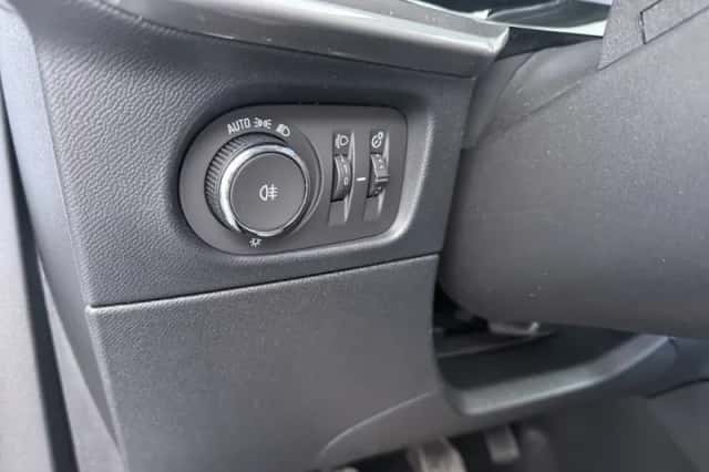 Opel Mokka (2023) thumbnail 23