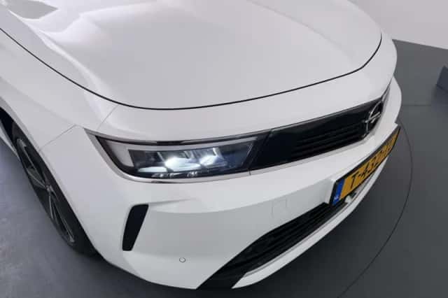 Opel Astra (2023) thumbnail 11
