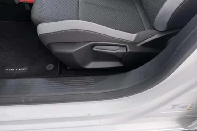 Opel Astra (2023) thumbnail 29