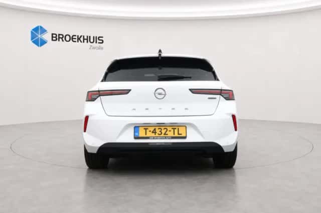 Opel Astra (2023) thumbnail 6