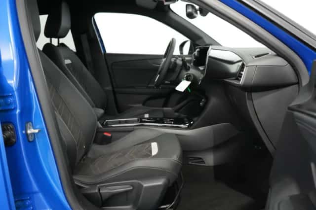 Opel Mokka (2024) thumbnail 3