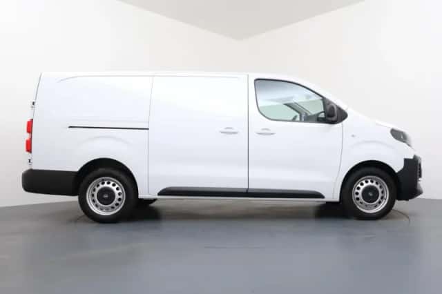 Opel Vivaro (2024) thumbnail 14