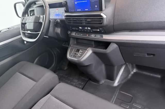 Opel Vivaro (2024) thumbnail 8