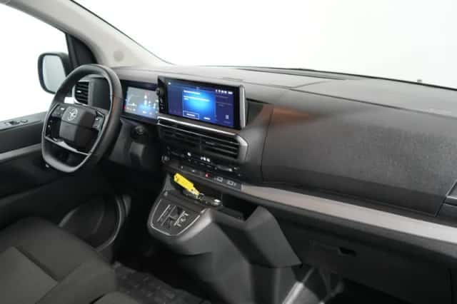 Opel Vivaro (2024) thumbnail 3