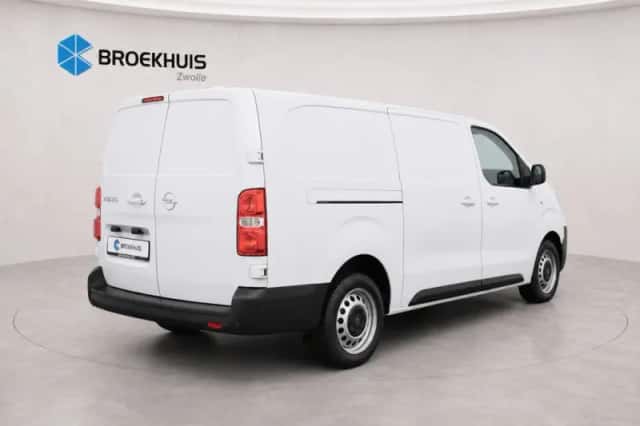 Opel Vivaro (2024) thumbnail 2