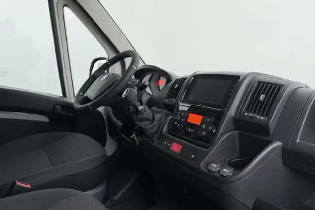 Opel Movano (2024) thumbnail 13