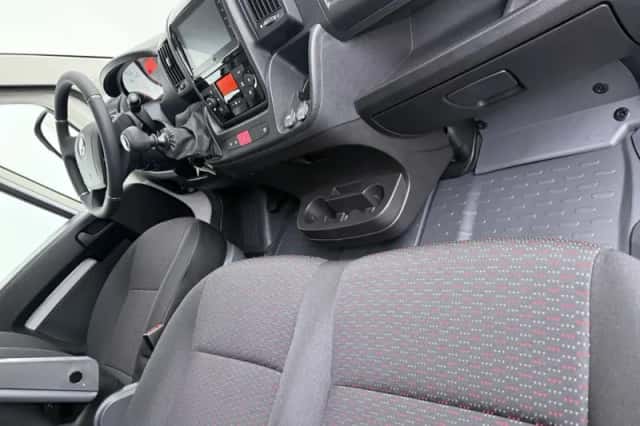 Opel Movano (2024) thumbnail 15