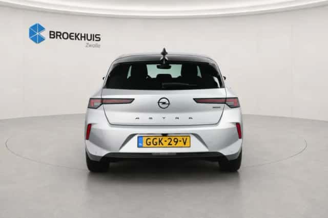 Opel Astra (2024) thumbnail 10