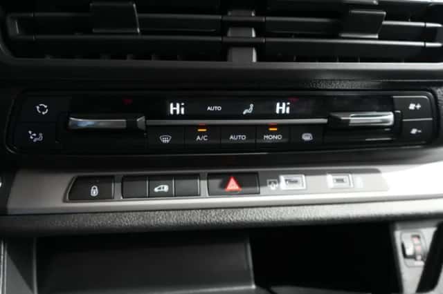 Opel Vivaro (2026) thumbnail 23