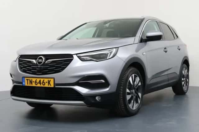 Opel Grandland X (2018) thumbnail 1