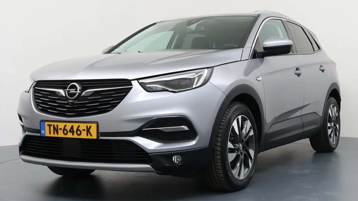 Opel Grandland X (2018) — foto 1
