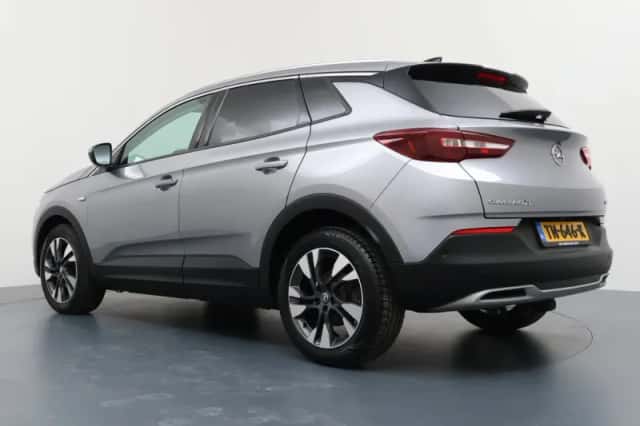 Opel Grandland X (2018) thumbnail 12