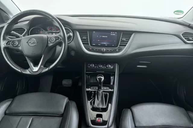 Opel Grandland X (2018) thumbnail 18