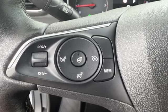 Opel Grandland X (2018) thumbnail 33