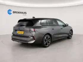 Opel Astra Sports Tourer (2024) thumbnail 2