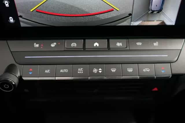 Opel Astra Sports Tourer (2024) thumbnail 21