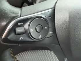 Opel Crossland X (2019) thumbnail 33