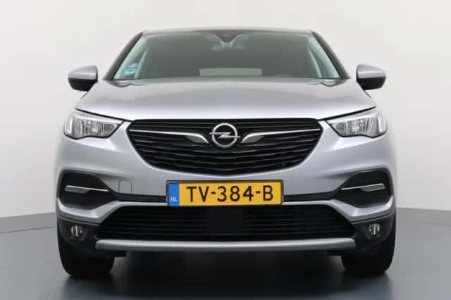 Opel Grandland X (2018) thumbnail 17