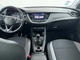 Opel Grandland X (2018) thumbnail 18