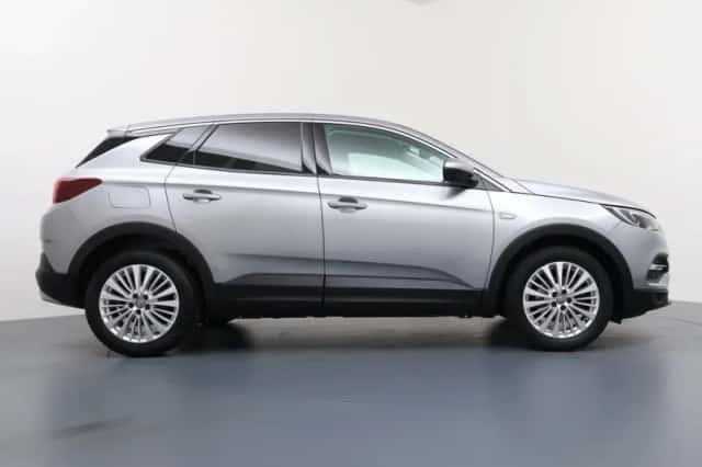 Opel Grandland X (2018) thumbnail 9