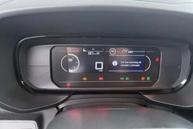 Opel Combo (2024) thumbnail 24