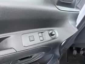 Opel Combo (2024) thumbnail 8