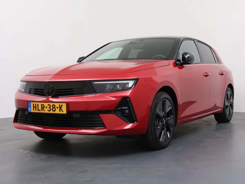 Opel Astra (2025) — foto 1
