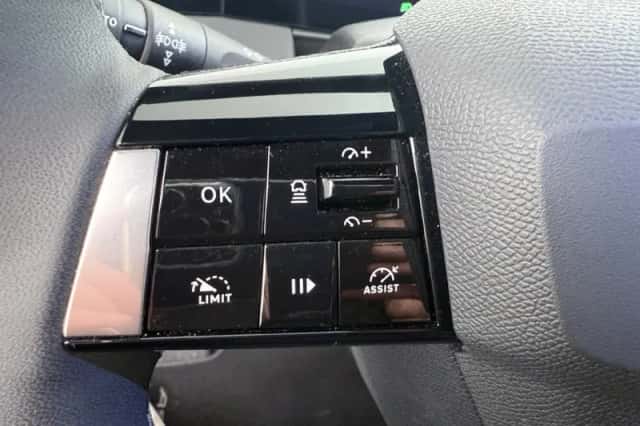 Opel Astra (2025) thumbnail 24