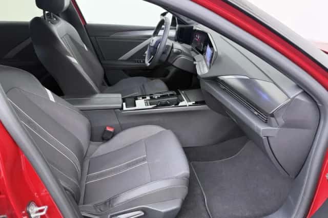 Opel Astra (2025) thumbnail 4