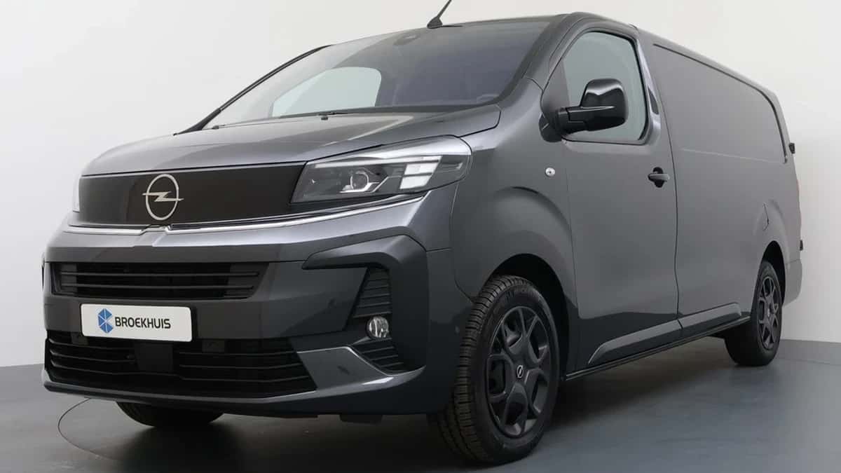 Opel Vivaro (2024) — foto 1