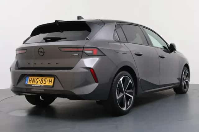 Opel Astra (2025) thumbnail 2