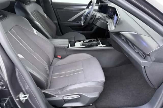 Opel Astra (2025) thumbnail 4